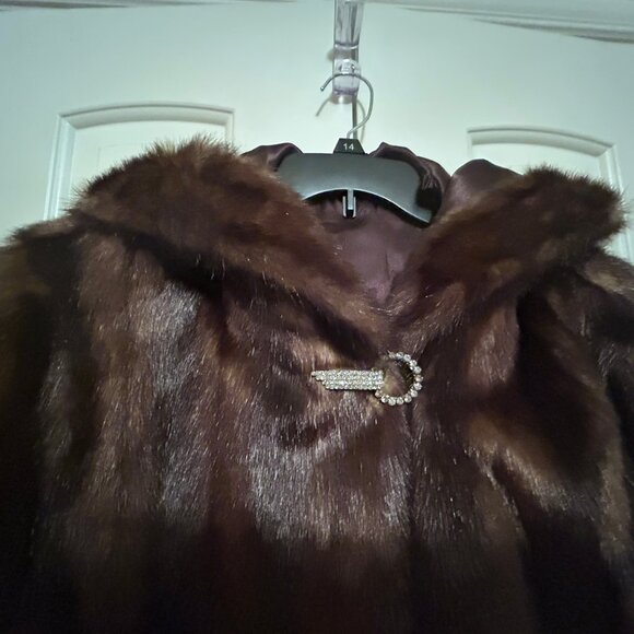 Faux Fur Hooded Swing Design Coat Size Large by Pamela McCoy - Picture 6 of 8